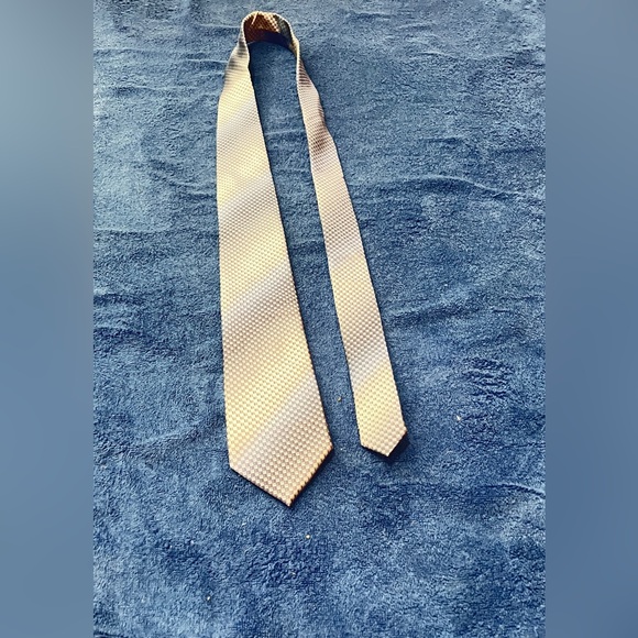 Authentic Van Hausen Classic Gray/Black graphic Silk Tie - Picture 6 of 10